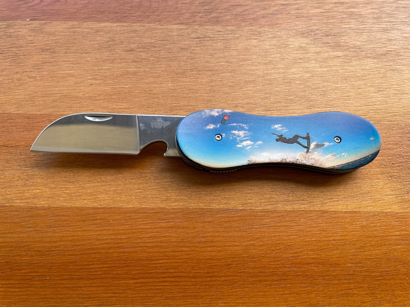 3.14 in. 420 Steel Navaja Kitesurf Pocket Knife Bottle Opener Liner Lock - Spain