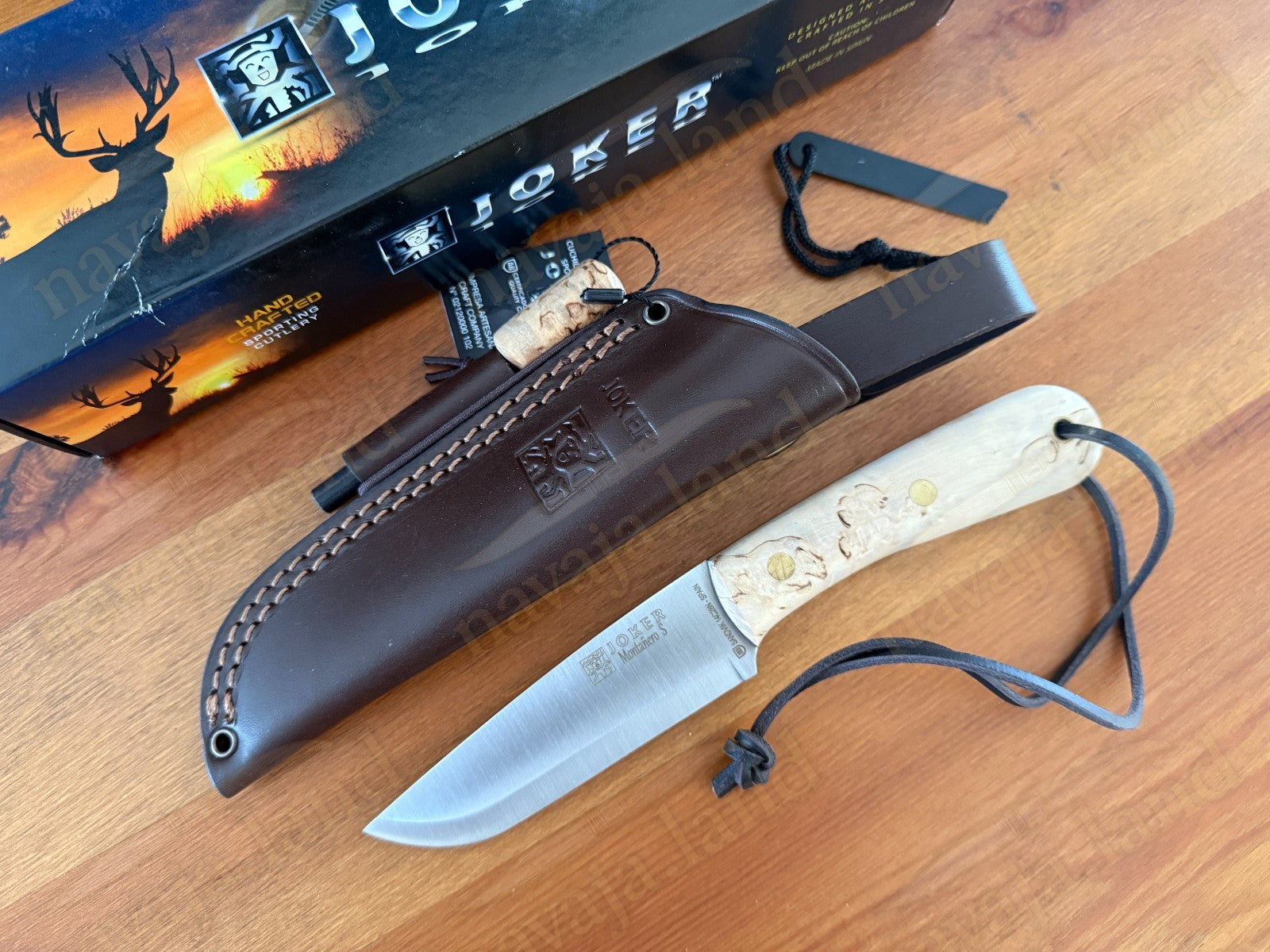 Joker Montañero Fixed Knife 4.3" Sandvik 14C28N Steel Curly Birch Handle Spain