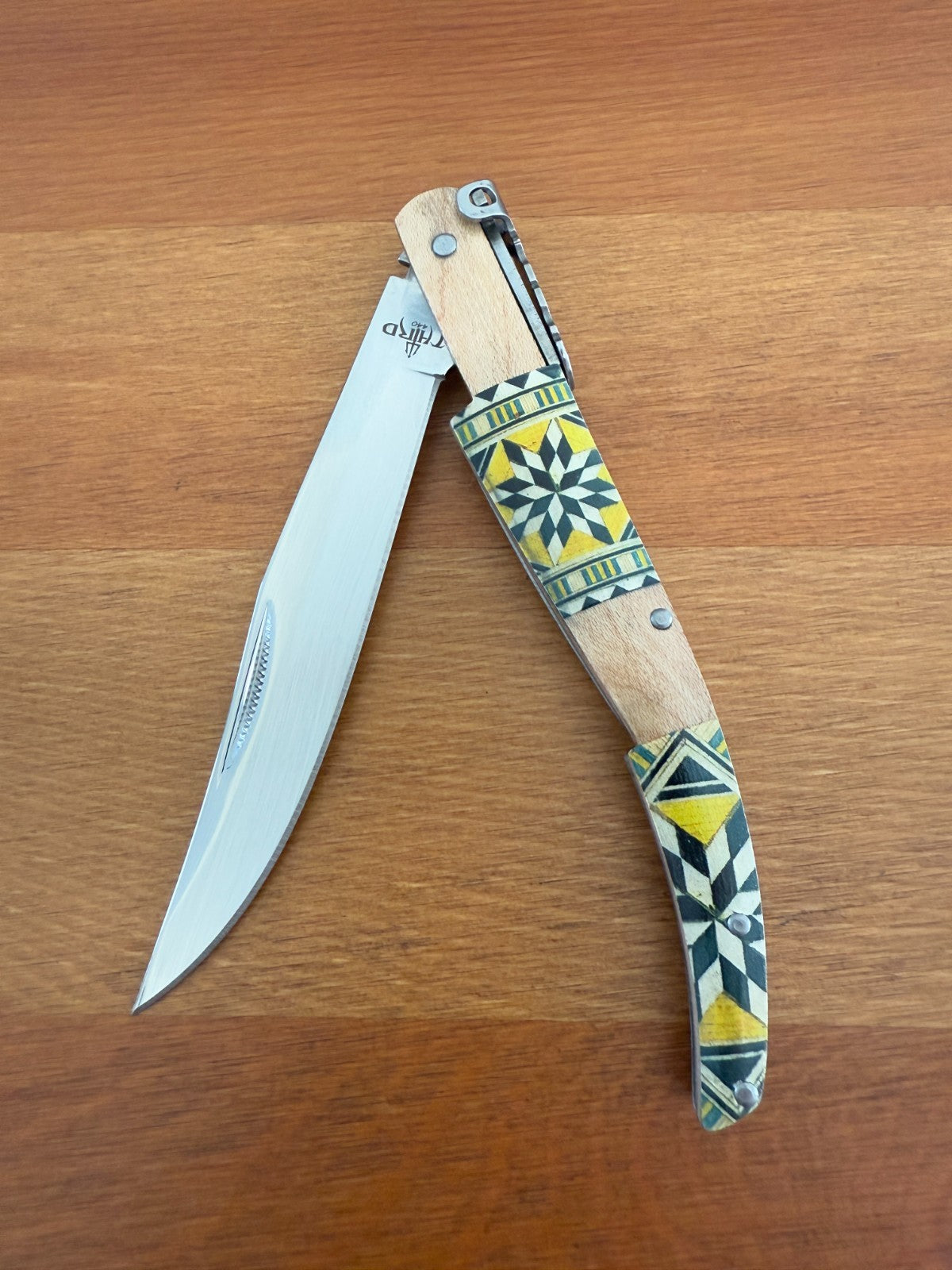 4.3" Arabian Style Spanish Navaja with Ratchet Pocket Knife Maple Wood Handle