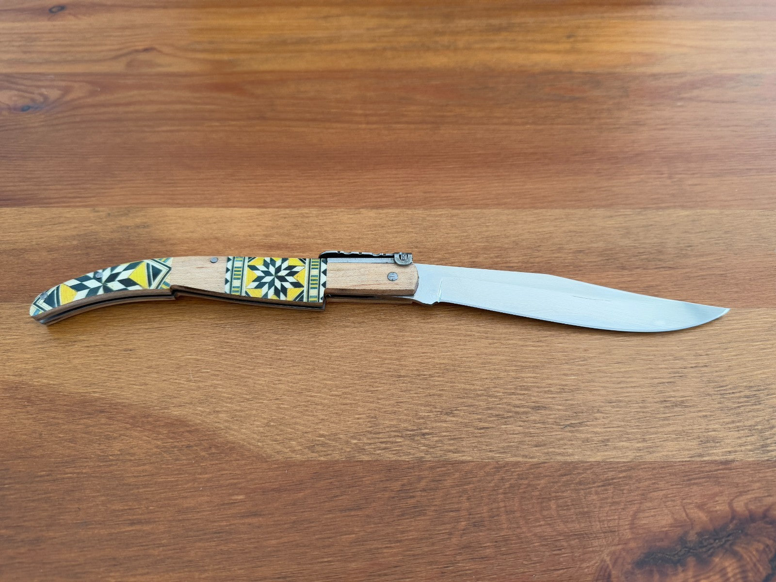 5" Arabian Style Spanish Navaja with Ratchet Pocket Knife Maple Wood Handle