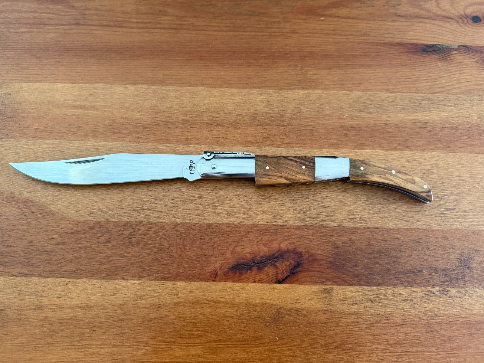 5.9" Arabian Style Navaja with Ratchet Pocket Knife Olive Wood & Steel Handle