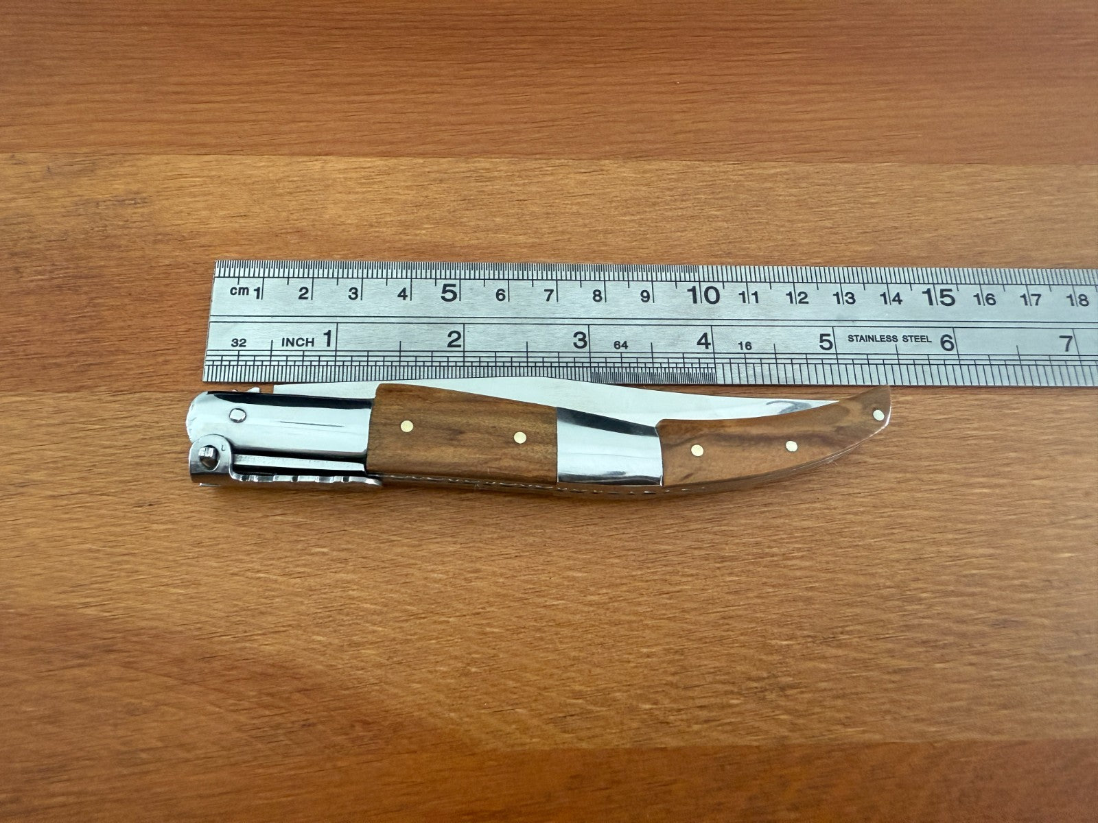 4.3" Arabian Style Navaja Ratchet Pocket Knife Olive Wood Scales & Steel Handle