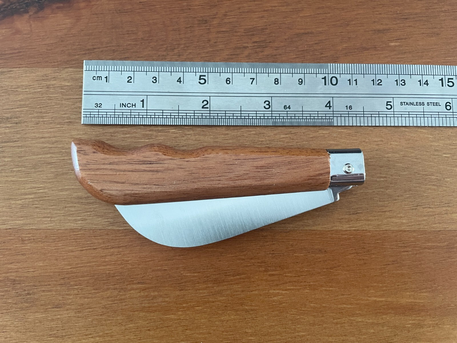 3.54" Portuguese Navaja MAM Harvesting and Mushroom Bubinga Wood Handle