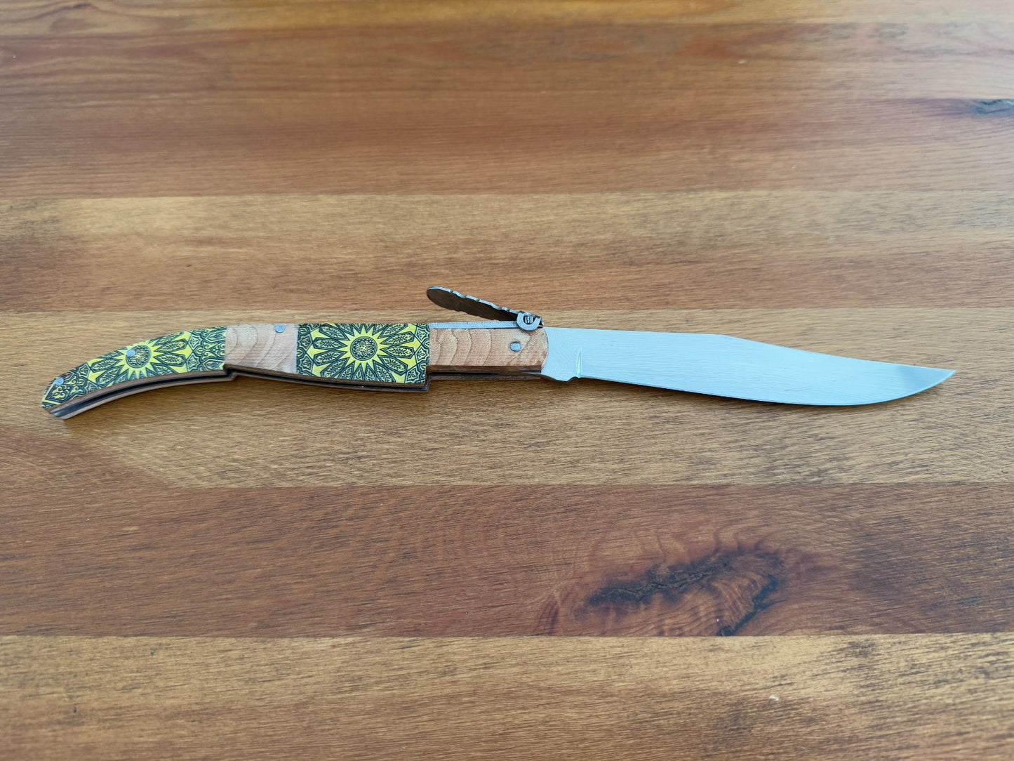 5" Arabian Style Navaja with Ratchet Pocket Knife Maple Wood Handle From Spain