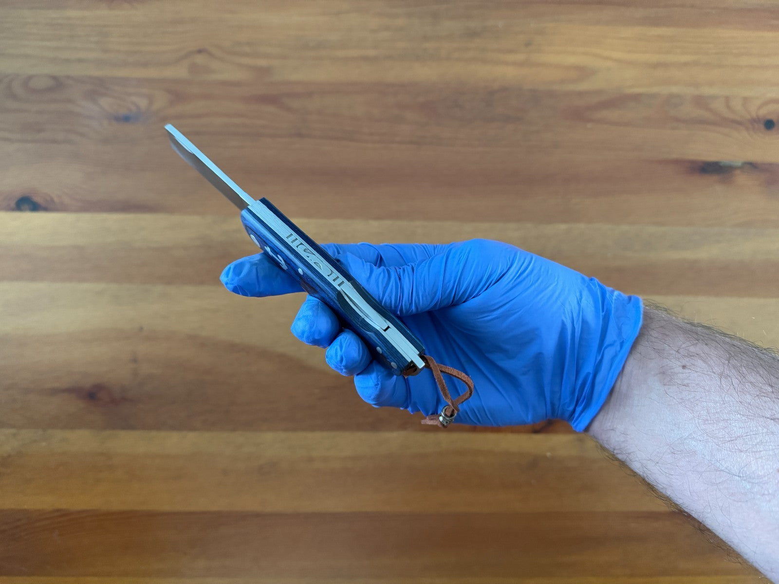 2.95" Cut Tip Navaja Pocket Knife Sailor / Marinera Blue Wood Handle Lockback