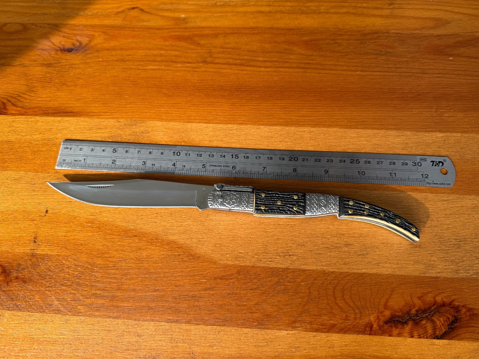 5.3" Blade Arabian Style Ratchet Navaja Knife Staghorn Imitation Ornamented