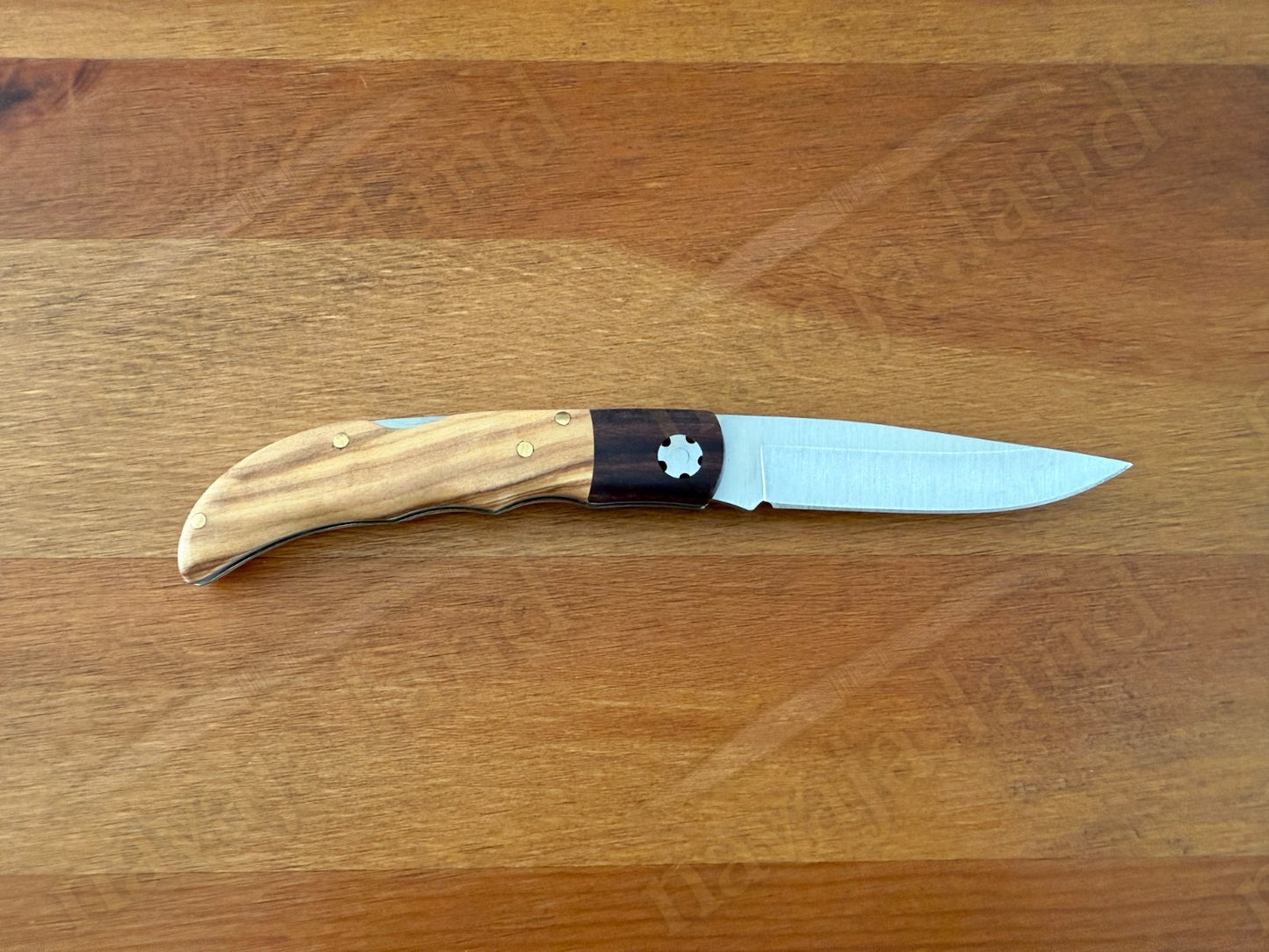 3.15” Joker Pointer Camping Folding Knife (Olive Wood Handle & Rosewood Ferrule)