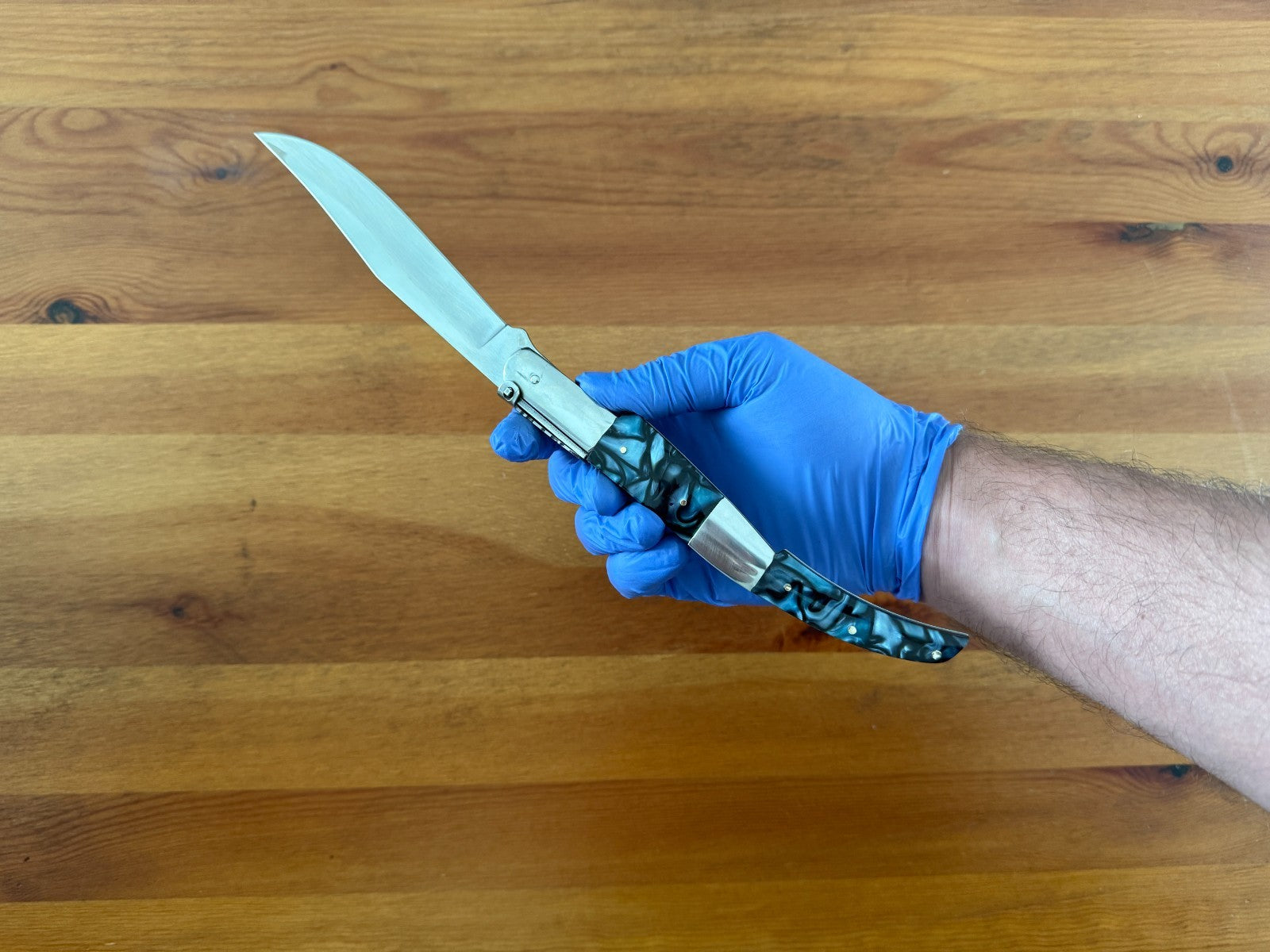 5.9" Arabian Style Navaja with Ratchet Pocket Knife Blue Acrylic & Steel Handle