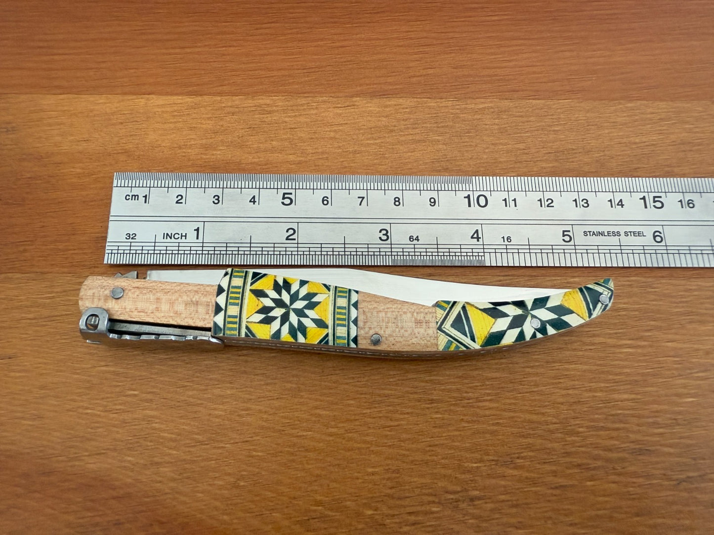 4.3" Arabian Style Spanish Navaja with Ratchet Pocket Knife Maple Wood Handle