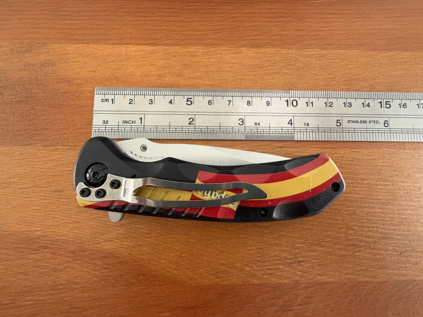 Spring Assisted Folding Knife Spanish Flag Aluminum Handle 7.5 cm (3 in) Blade