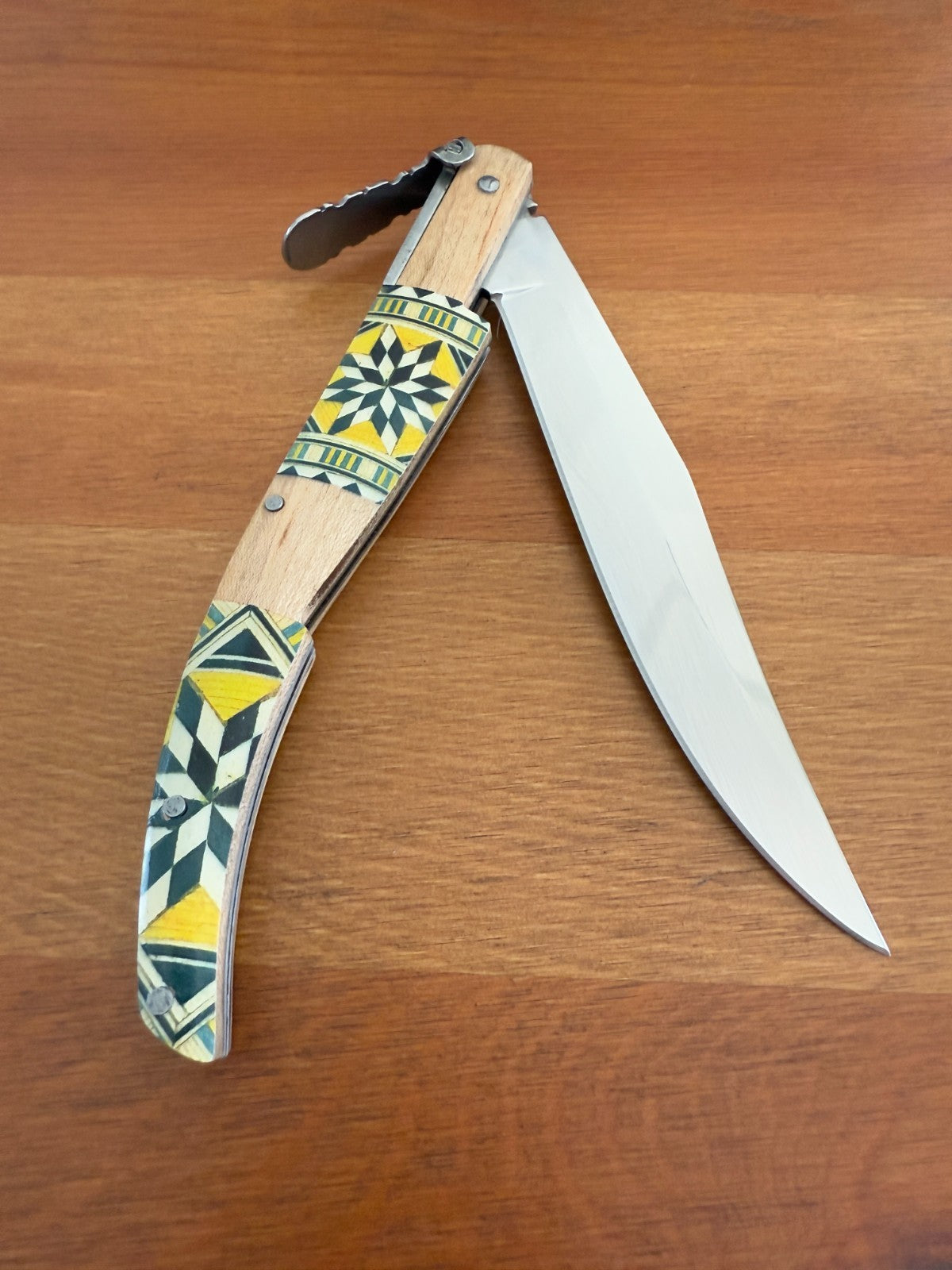 5" Arabian Style Spanish Navaja with Ratchet Pocket Knife Maple Wood Handle