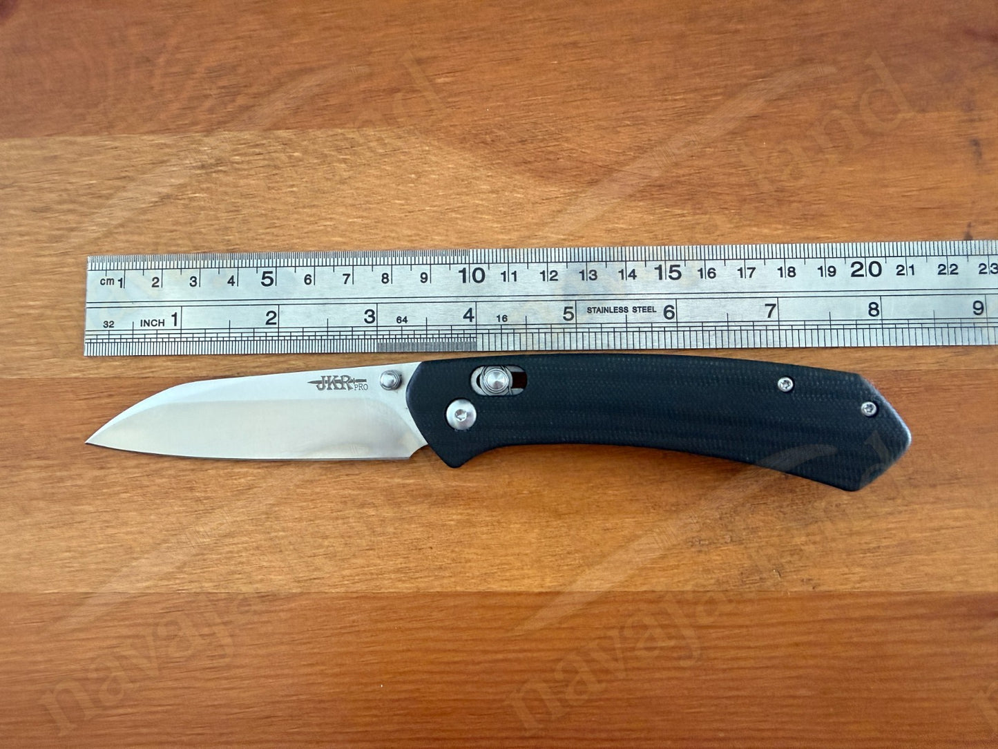 Folding Knife G10 Handle - D2 Steel - 3.4" Blade Axis Lock w/ Presentation Box