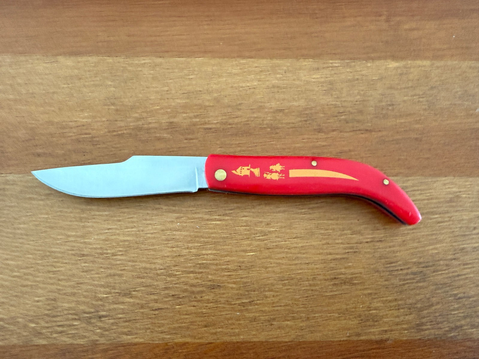2.76" 440 Stainless Steel Blade Pocket Knife Red Plastic Handle Don Quijote