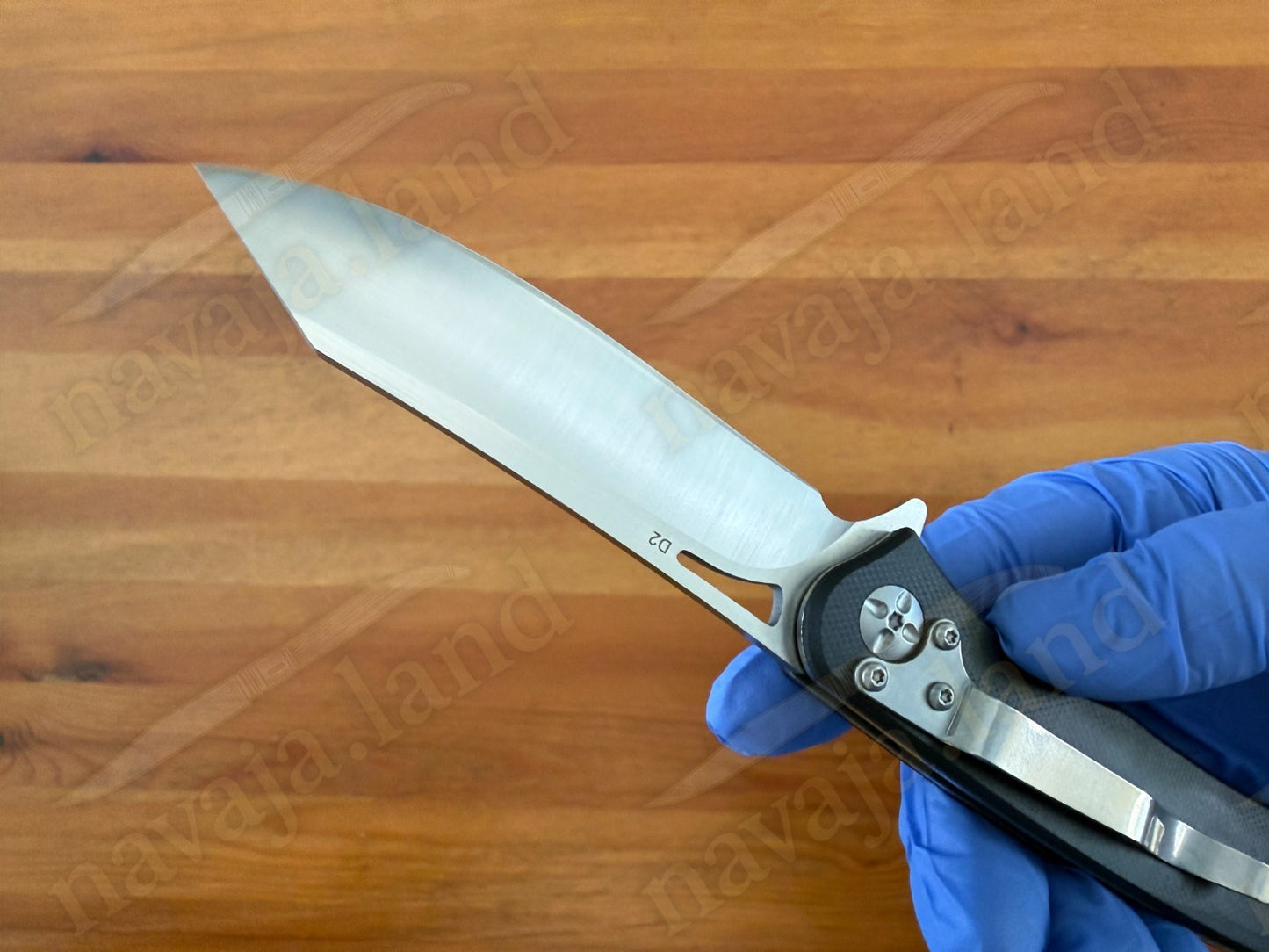 Folding Knife Carbon Fiber & G10 Handle - D2 Steel - 3.5" Blade Presentation Box