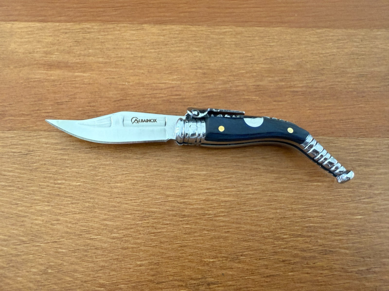 2" Blade Spanish Navaja Sevillana Pocket Knife Blue Wood Scales with Ratchet