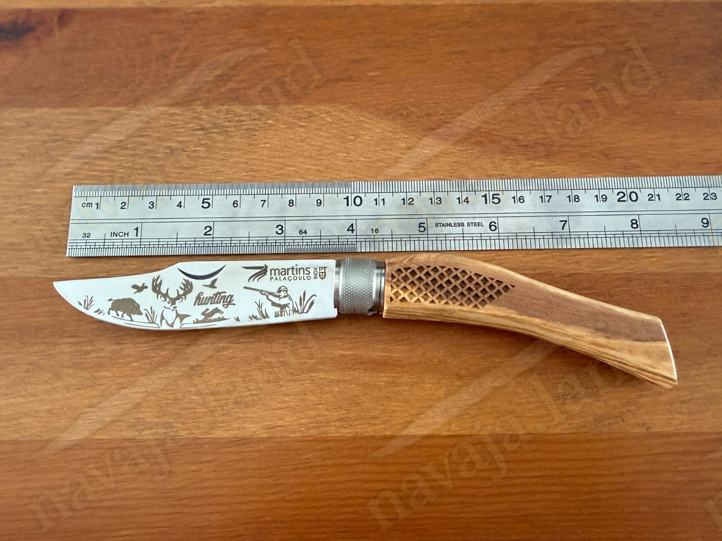 Martins Hunting Caza Folding Knife – 420 Steel 3.5" -Olive Wood Handle Giroblock