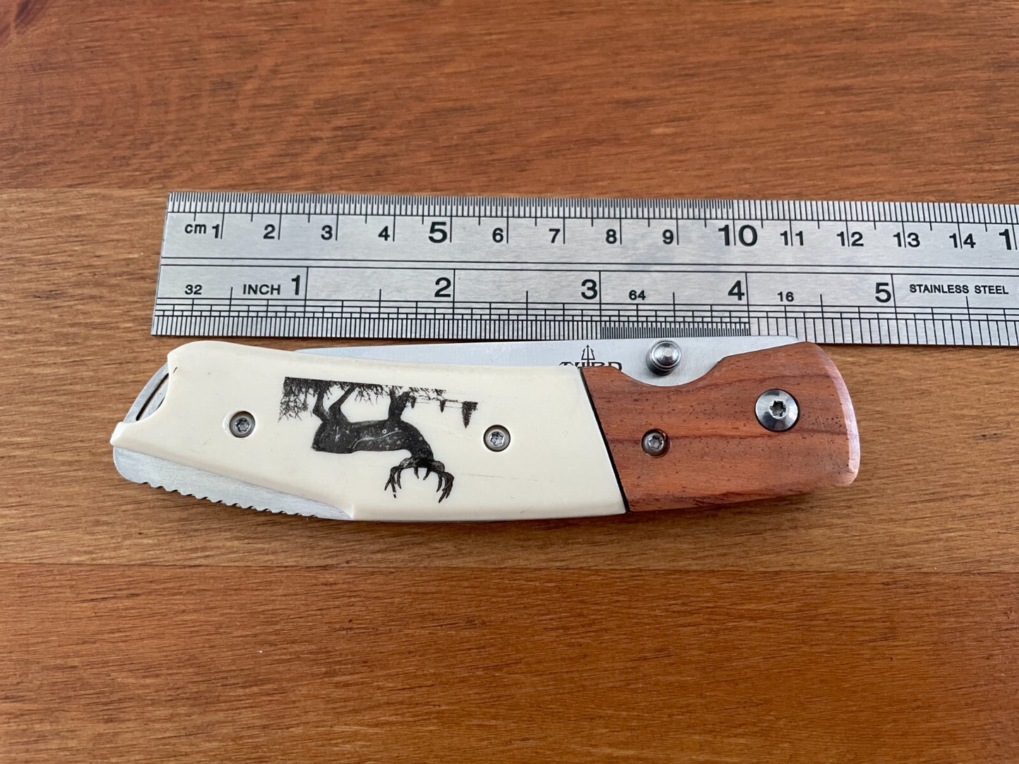 3.74-inch Folding Pocket Knife Navaja Wood and ABS Scales Deer Design From Spain