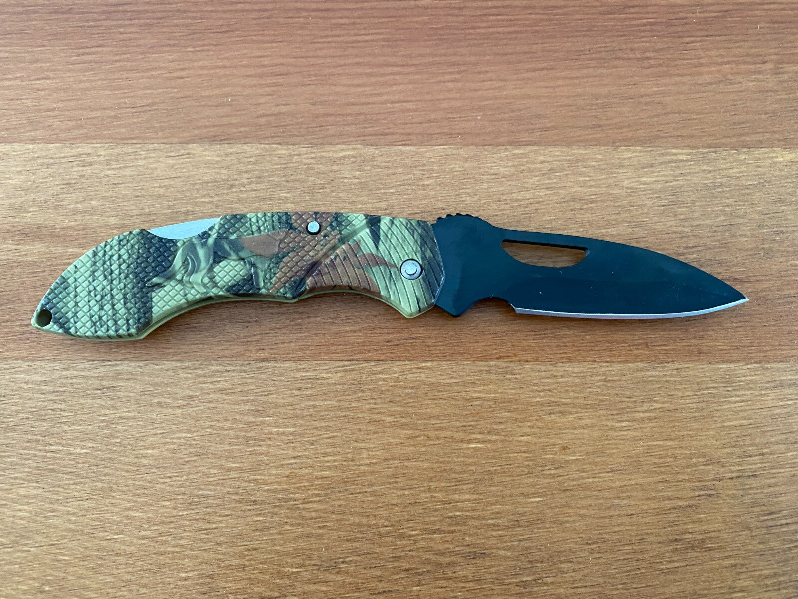 2.95" Stainless Black Blade Tactical Knife Plastic Camouflage Handle Lockback