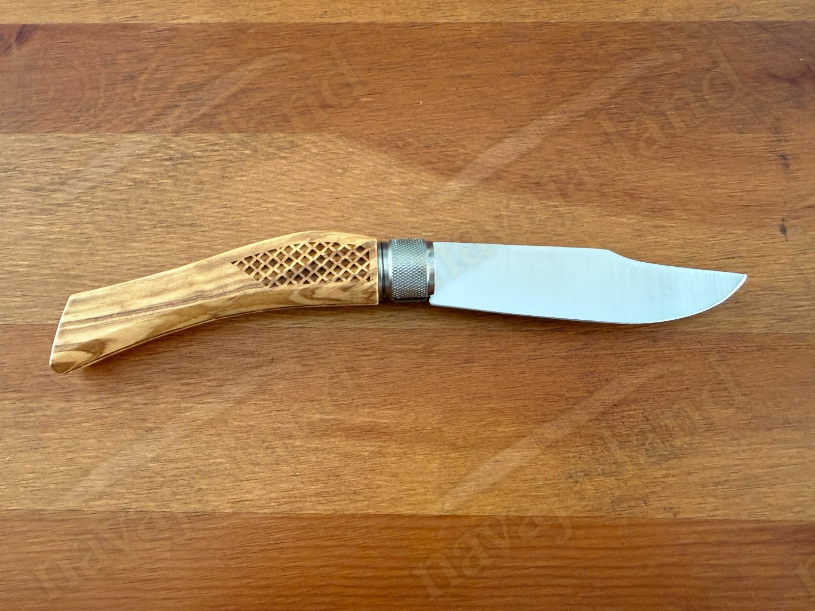 Martins Hunting Caza Folding Knife – 420 Steel 3.5" -Olive Wood Handle Giroblock