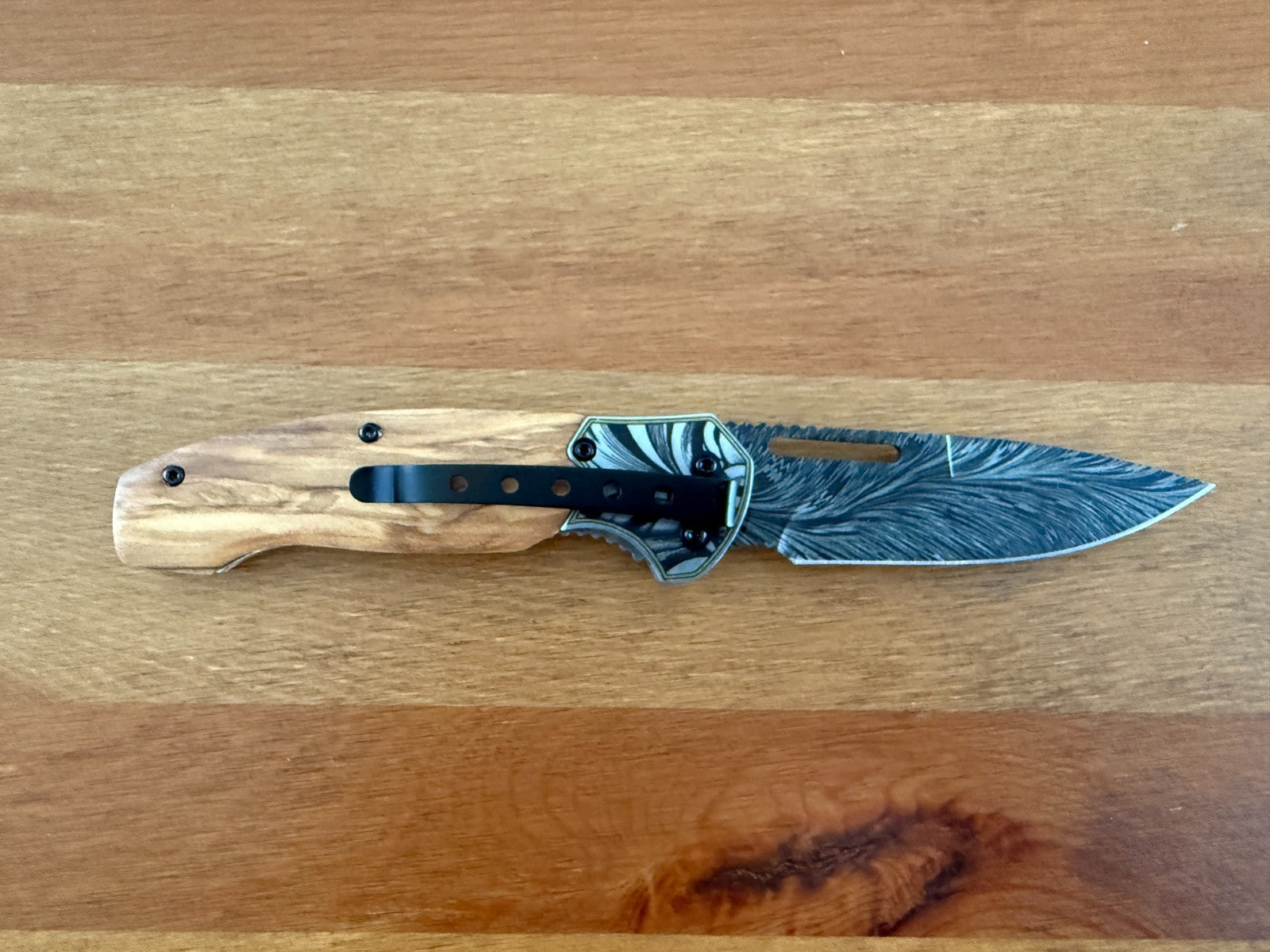 3.4" 420 Stain Steel Blade Folding Knife Pocket Clip Olive Wood 3D Engraving