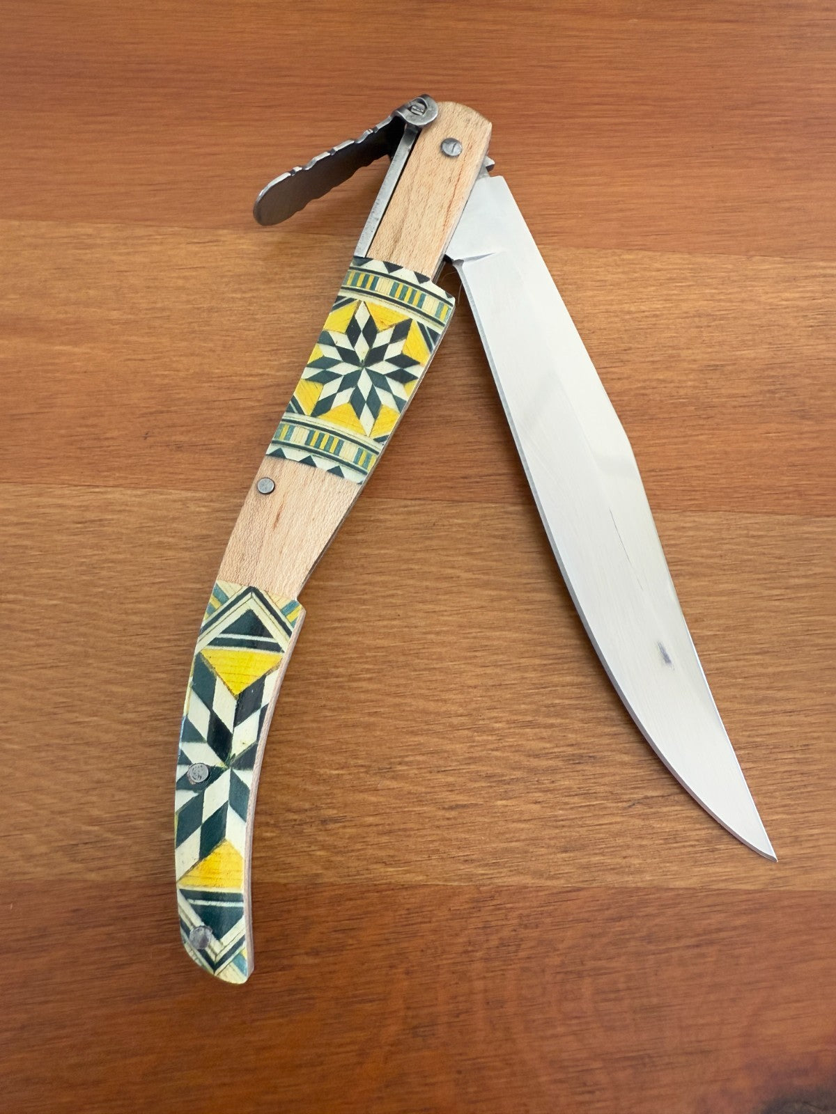 5" Arabian Style Spanish Navaja with Ratchet Pocket Knife Maple Wood Handle