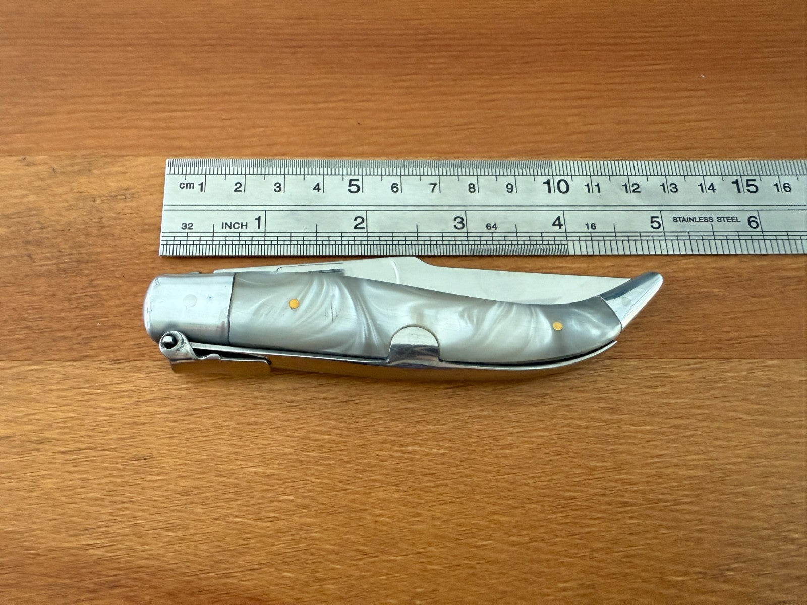 3.6" Steel Blade Spanish Navaja Teja Albacete Mother of Pearl Imitation Scales
