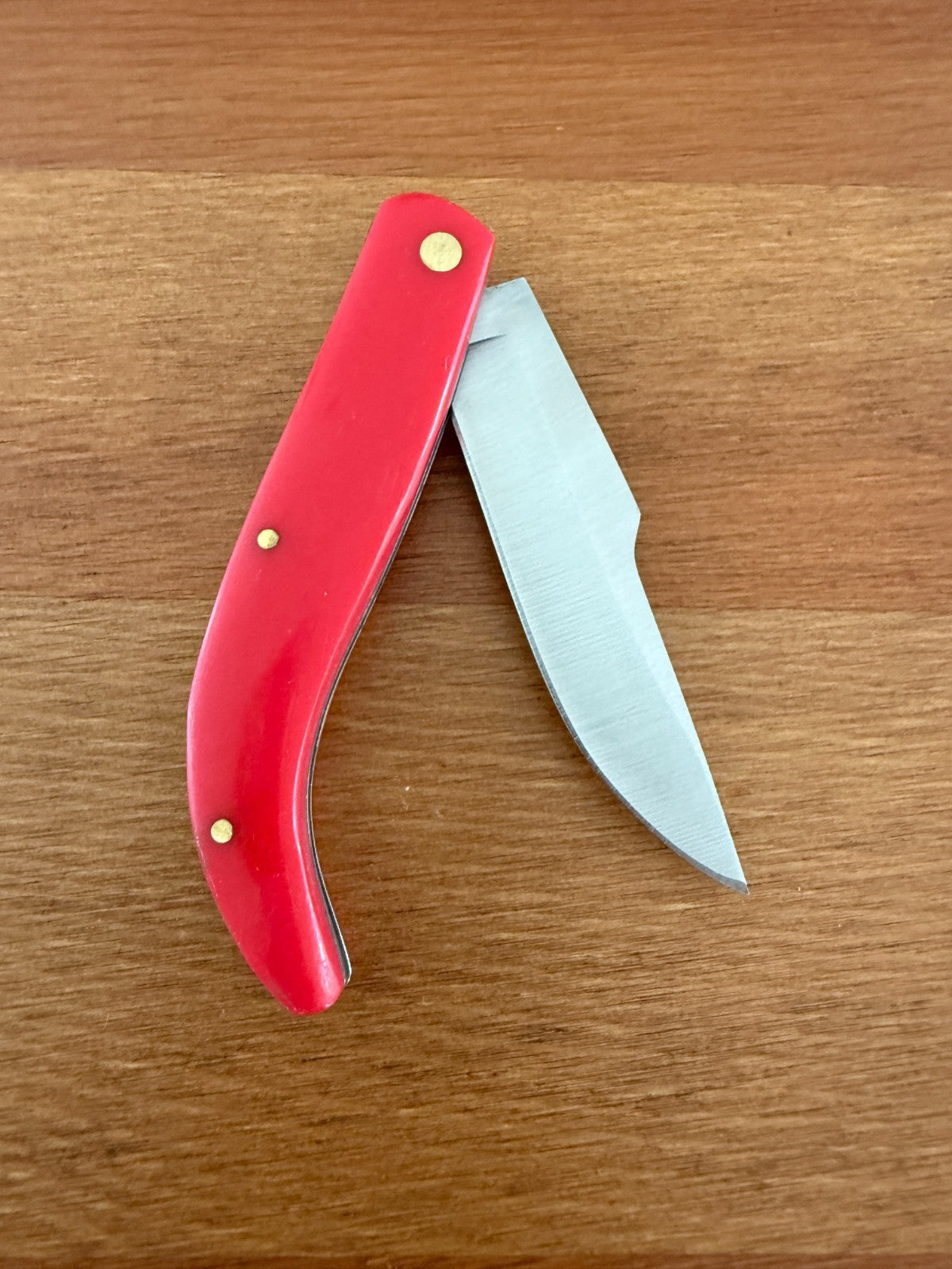 2.76" 440 Stainless Steel Blade Pocket Knife Red Plastic Handle Don Quijote