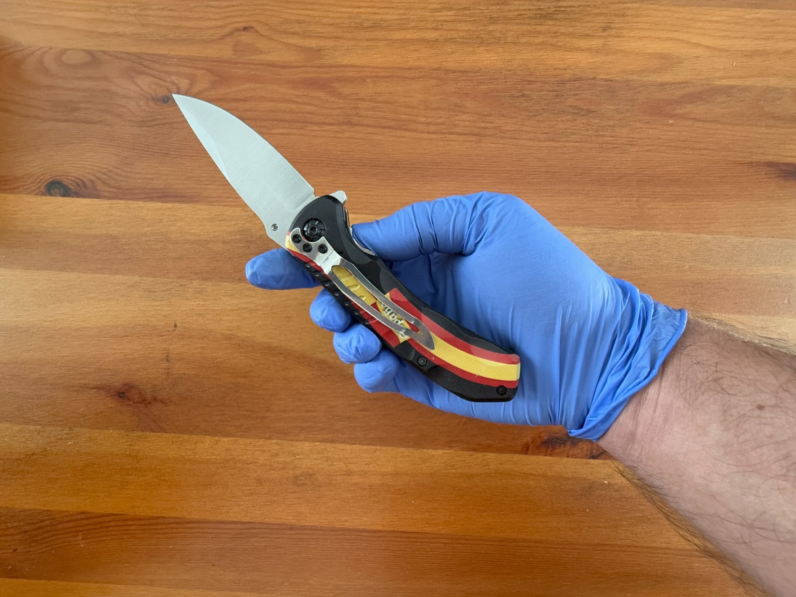 Spring Assisted Folding Knife Spanish Flag Aluminum Handle 7.5 cm (3 in) Blade