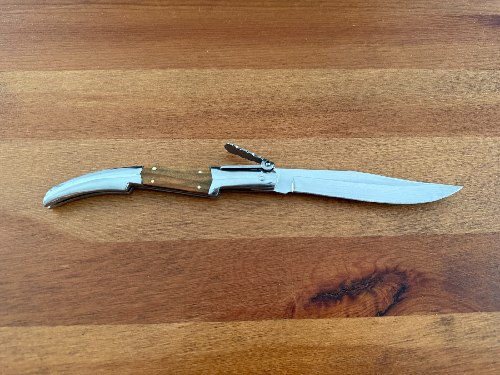 4.3" Arabian Style Navaja with Ratchet Pocket Knife Olive Wood Scales From Spain