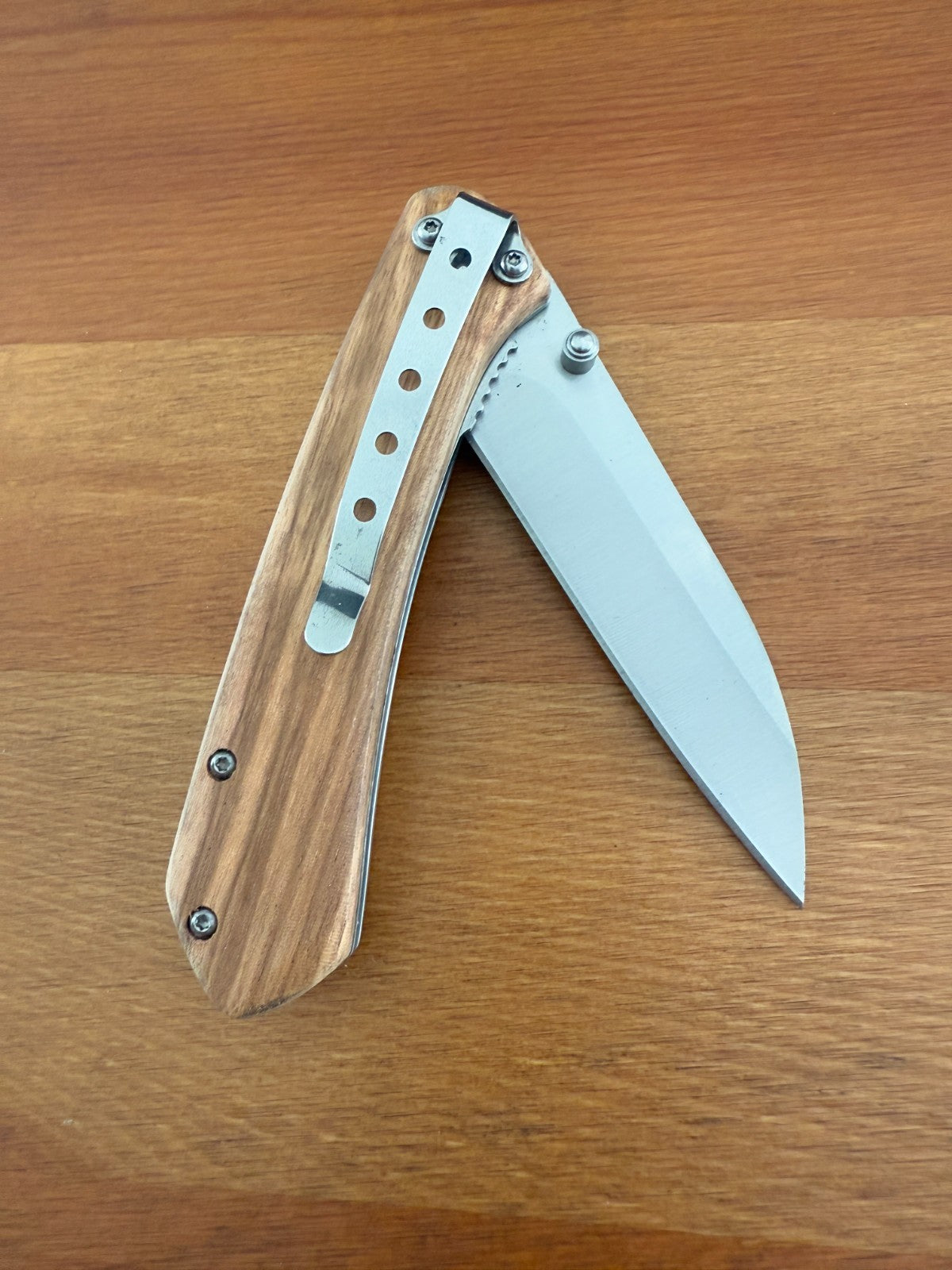 Folding Knife 8.5 cm 3.3 in Blade Zebrawood Handle Liner Lock Pocket Clip