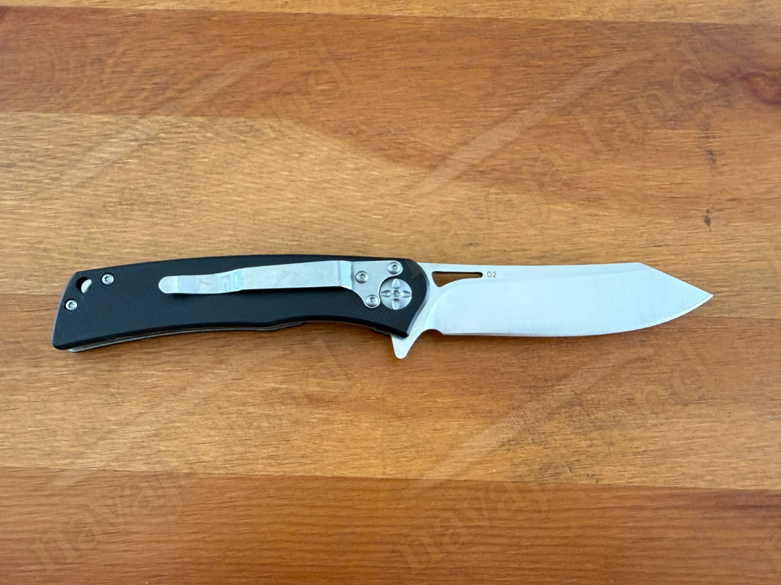Folding Knife Carbon Fiber & G10 Handle - D2 Steel - 3.5" Blade Presentation Box
