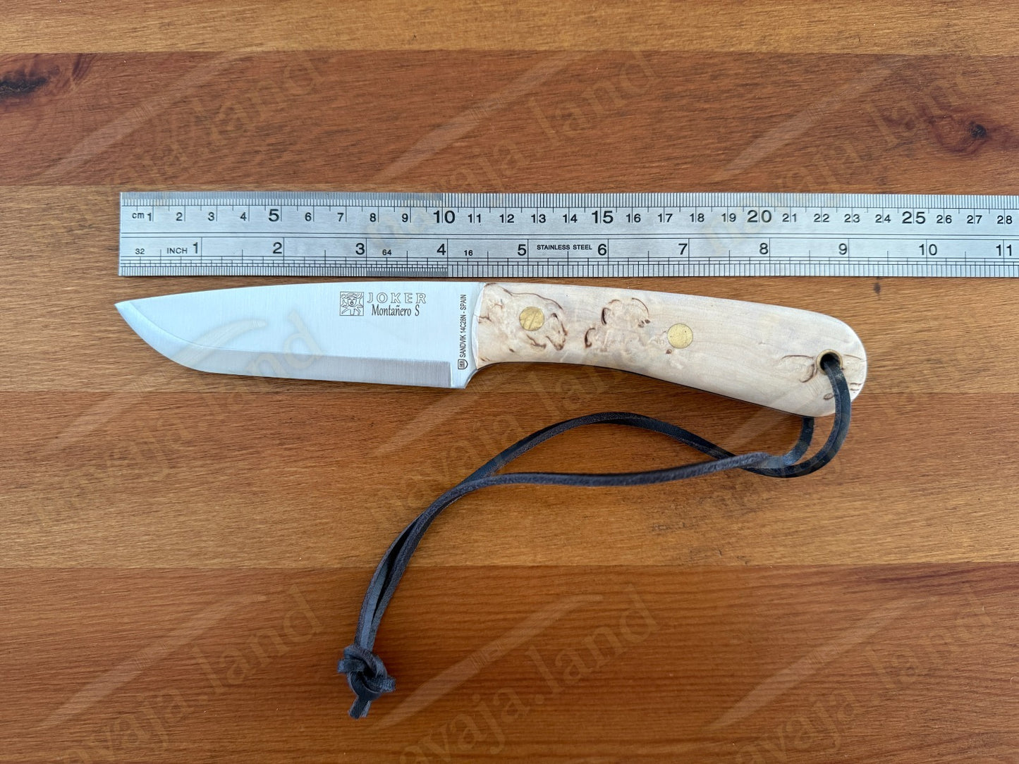 Joker Montañero Fixed Knife 4.3" Sandvik 14C28N Steel Curly Birch Handle Spain