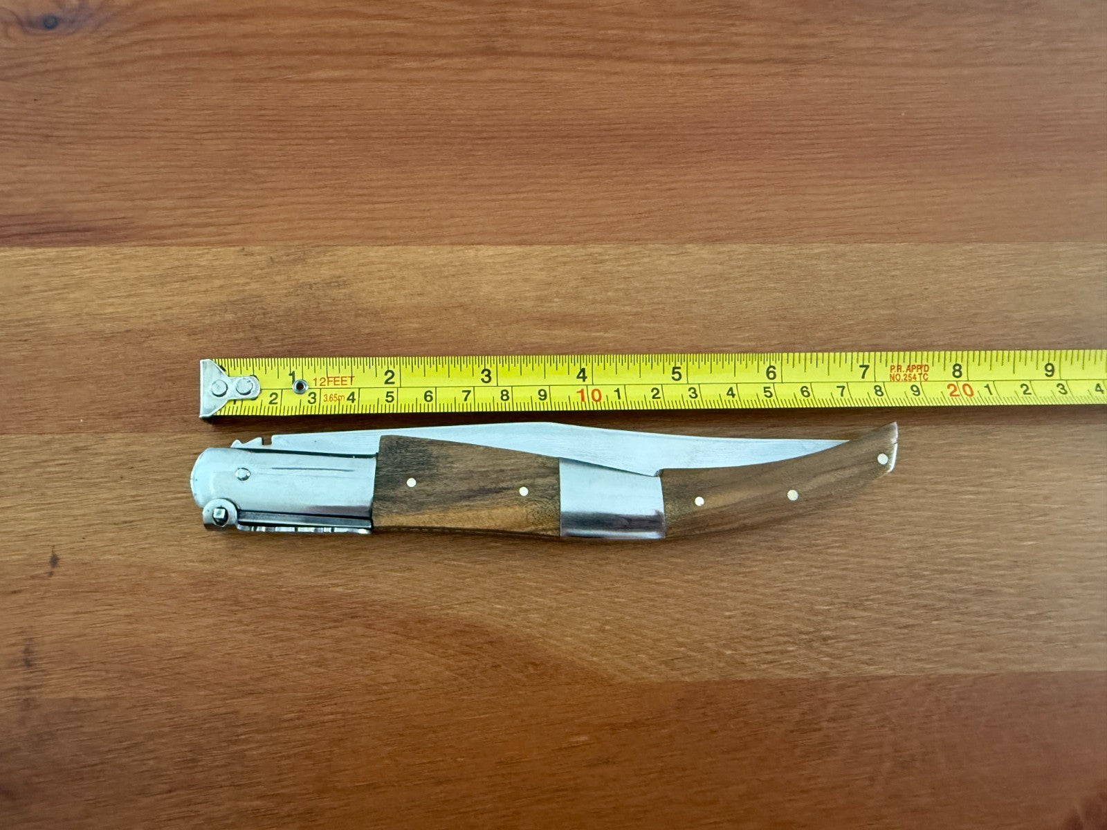 5.9" Arabian Style Navaja with Ratchet Pocket Knife Olive Wood & Steel Handle
