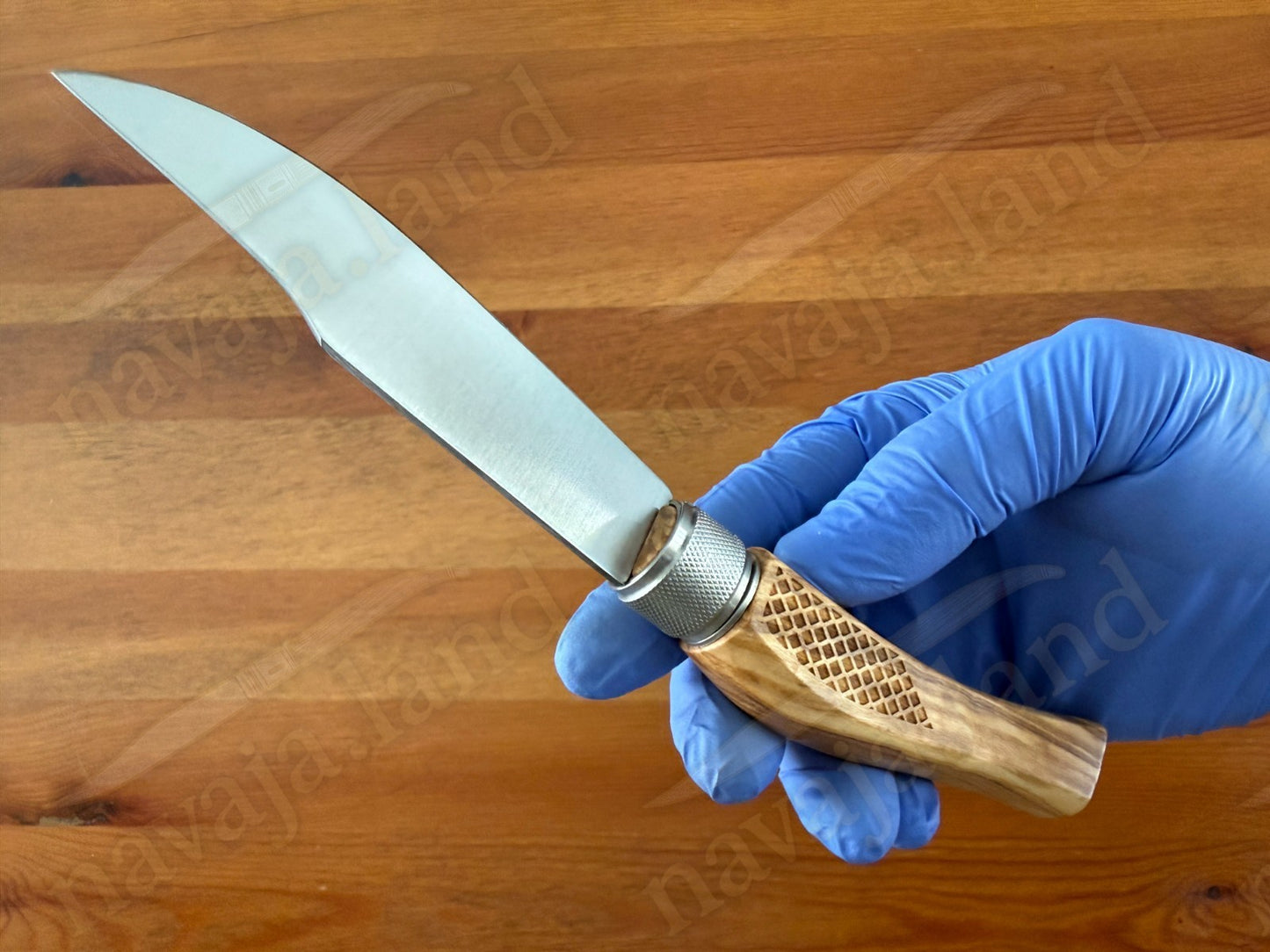 Martins Hunting Caza Folding Knife – 420 Steel 3.5" -Olive Wood Handle Giroblock