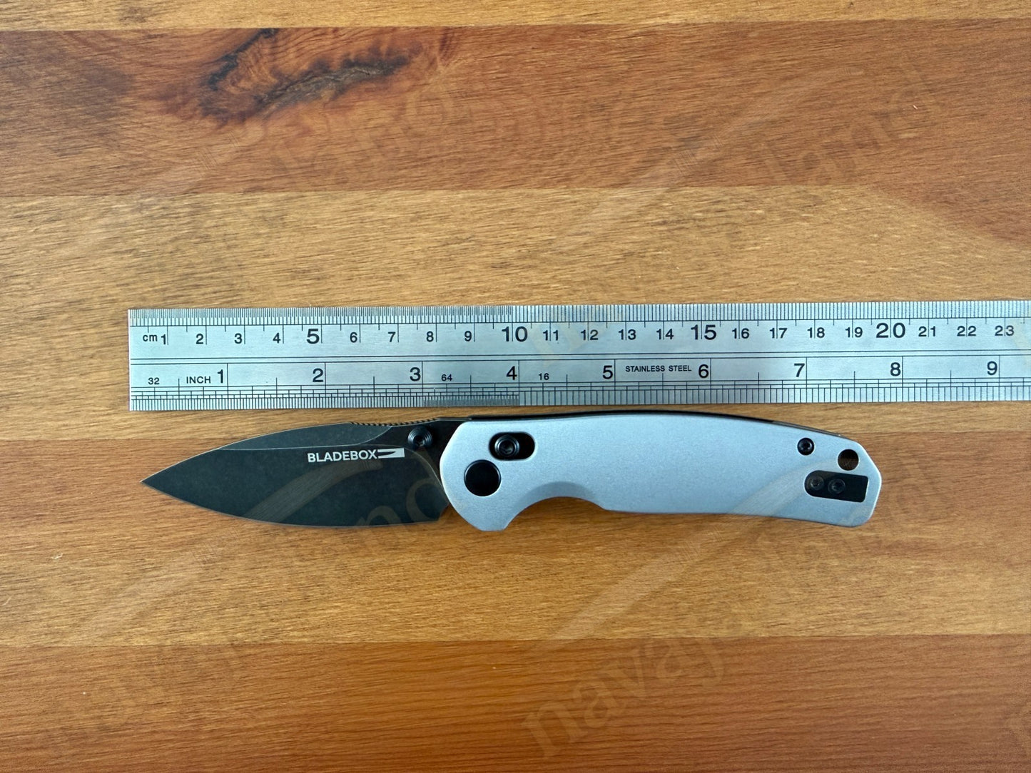 Lone Wolf Folding Pocket Knife 3” D2 Steel Blade Axis Lock Aluminum Alloy Handle