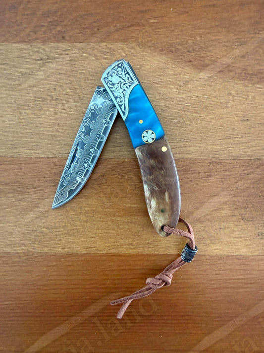 79 Layers Damascus Folding Knife – Ornated Bolster – 7.30 cm (2.87") Blade