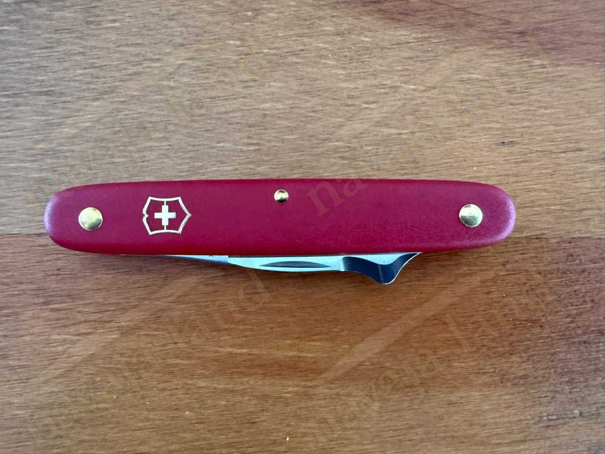 Victorinox Budding Knife Combi S Swiss Made Stainless Steel Blade Bark Lifter