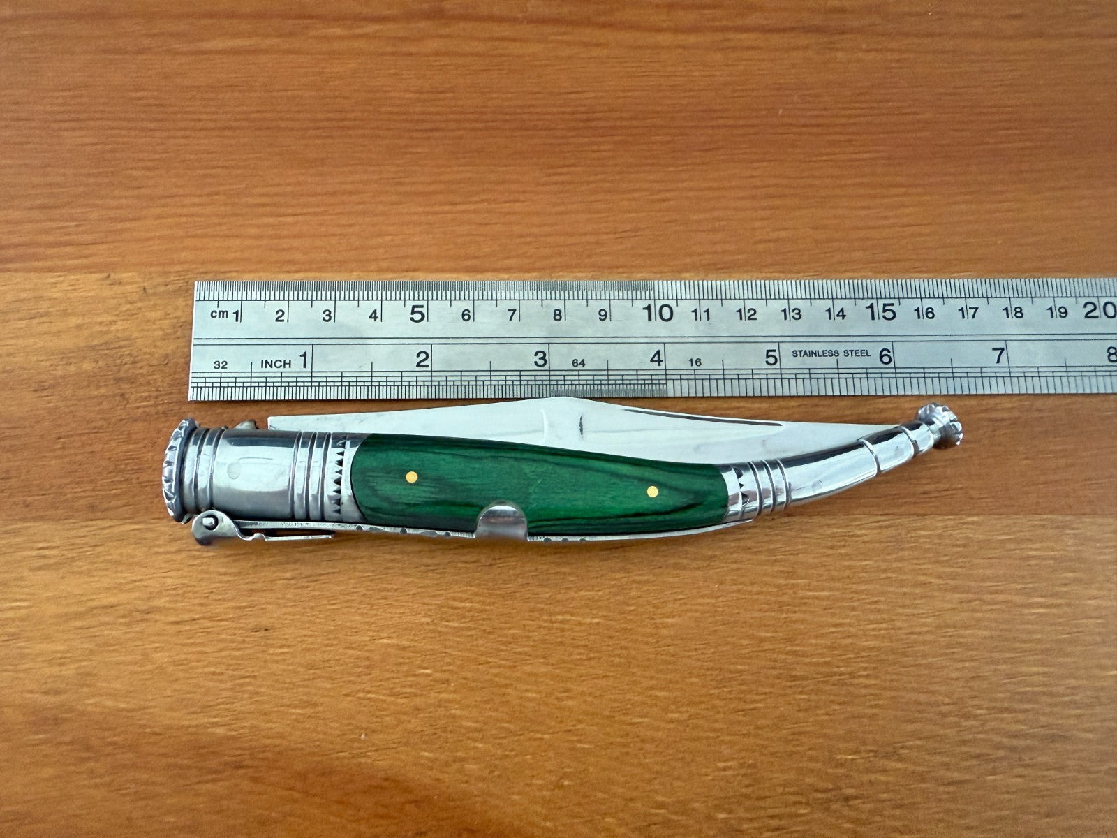 4.9” Spanish Navaja Serrana Folding Ratchet Knife Green Stamina Wood Scales