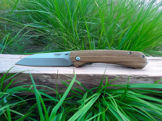Folding Knife 8.5 cm 3.3 in Blade Zebrawood Handle Liner Lock Pocket Clip