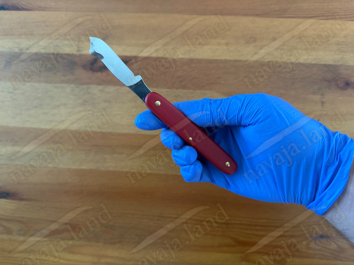Victorinox Budding Knife Combi S Swiss Made Stainless Steel Blade Bark Lifter