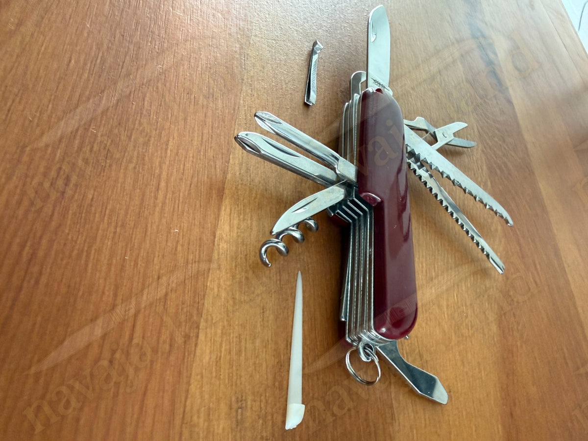 Multitool 11 Uses Pocket Knife With Nylon Sheath Good Quality Multiuse - Spain