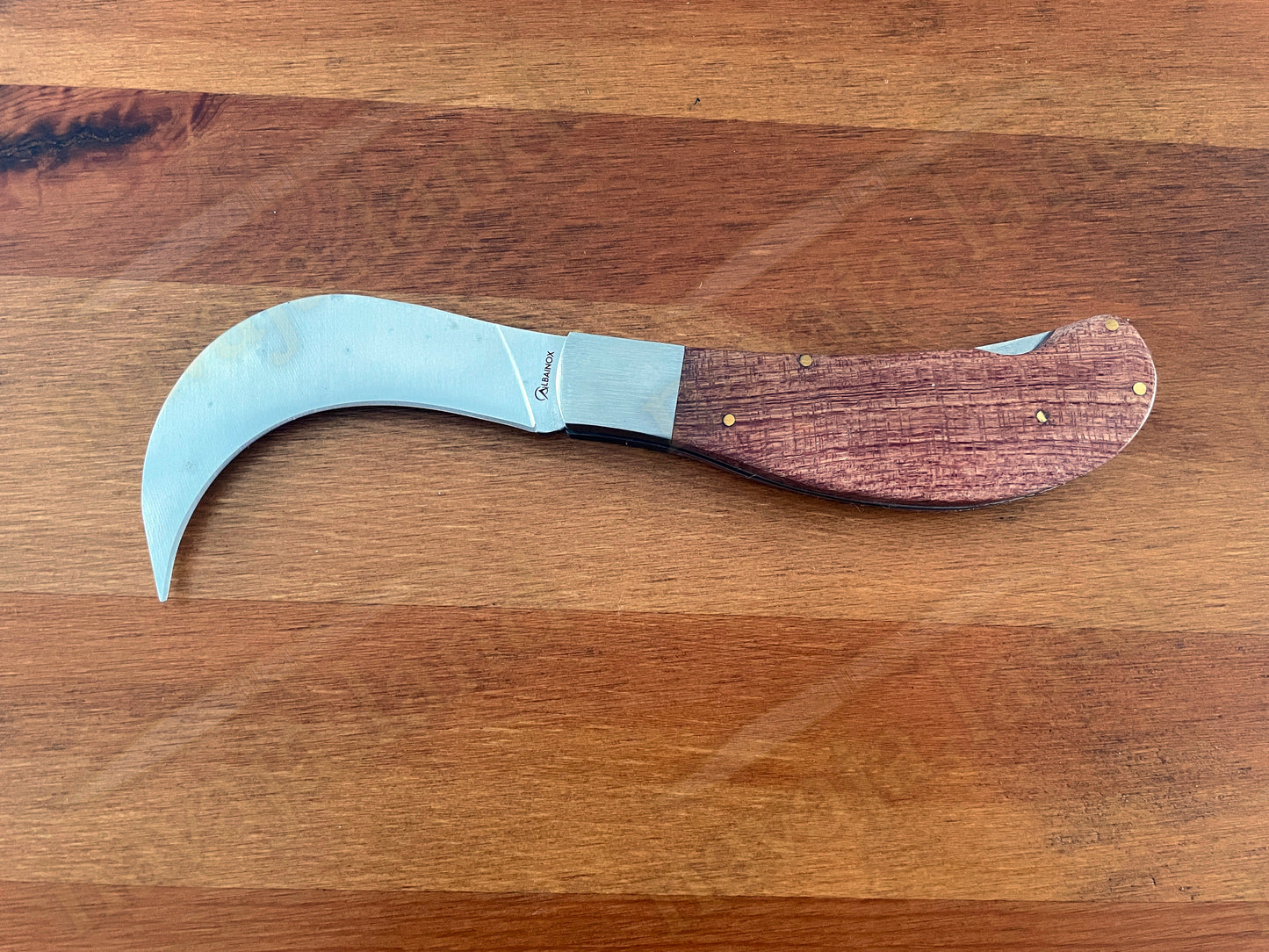 3.14" Hawkbill Tranchete Pocket Knife Wood Handle with Lockback From Spain
