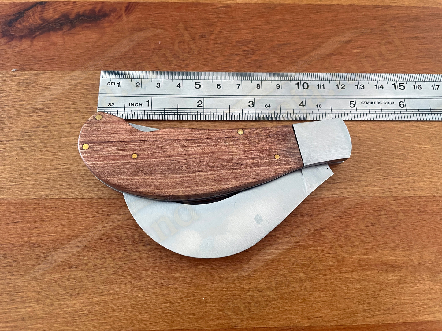 3.14" Hawkbill Tranchete Pocket Knife Wood Handle with Lockback From Spain