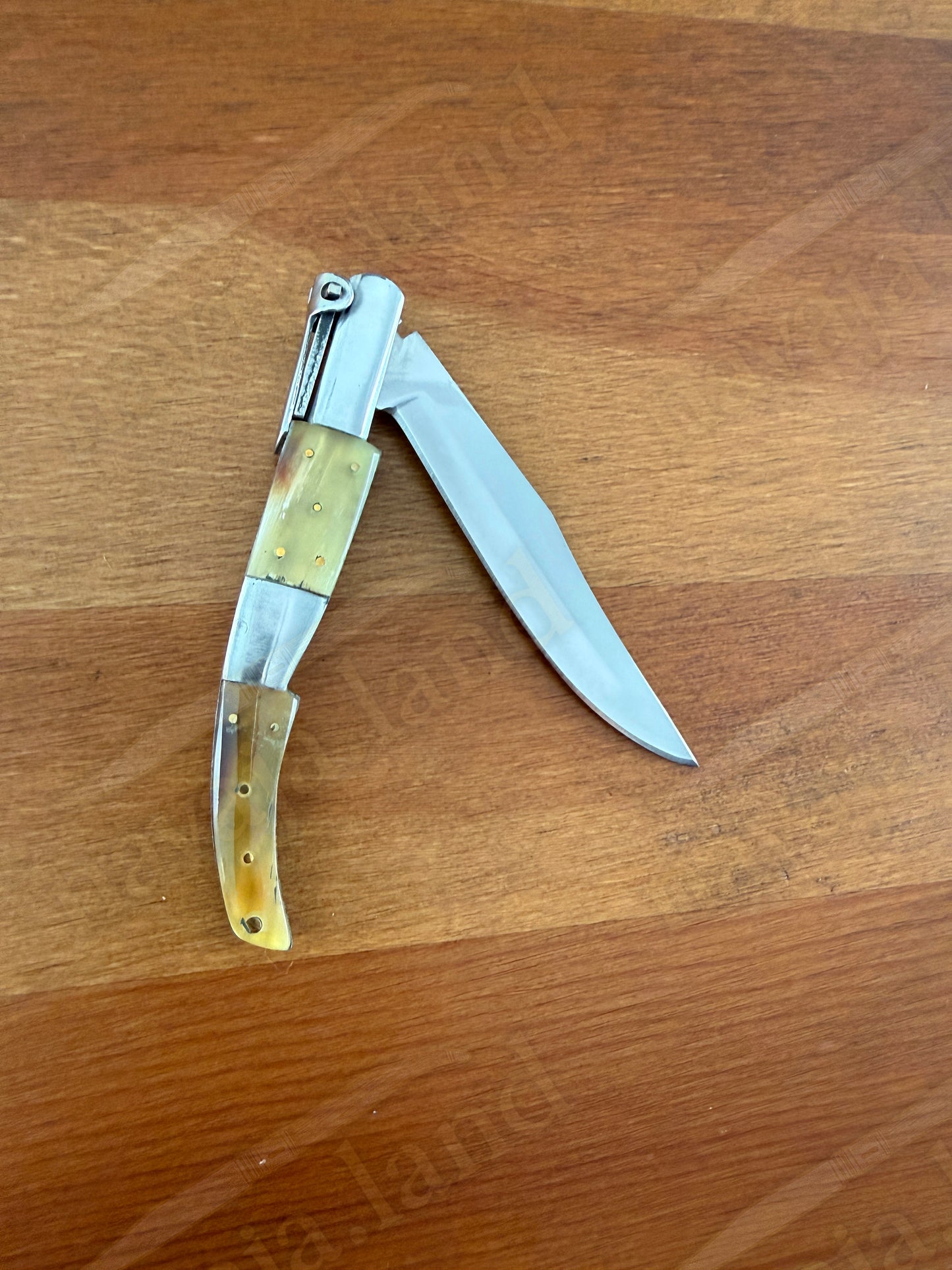 🔥3.14” Arabian Style Classic Spanish Navaja Folding Knife – Bull Horn Handle | Ratchet Lock