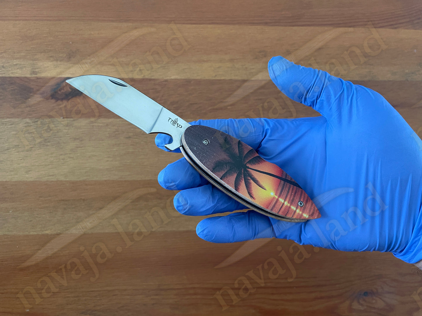 Surfboard “PALMERA” Pocket Knife – Beechwood Handle | Bottle Opener | Lockback