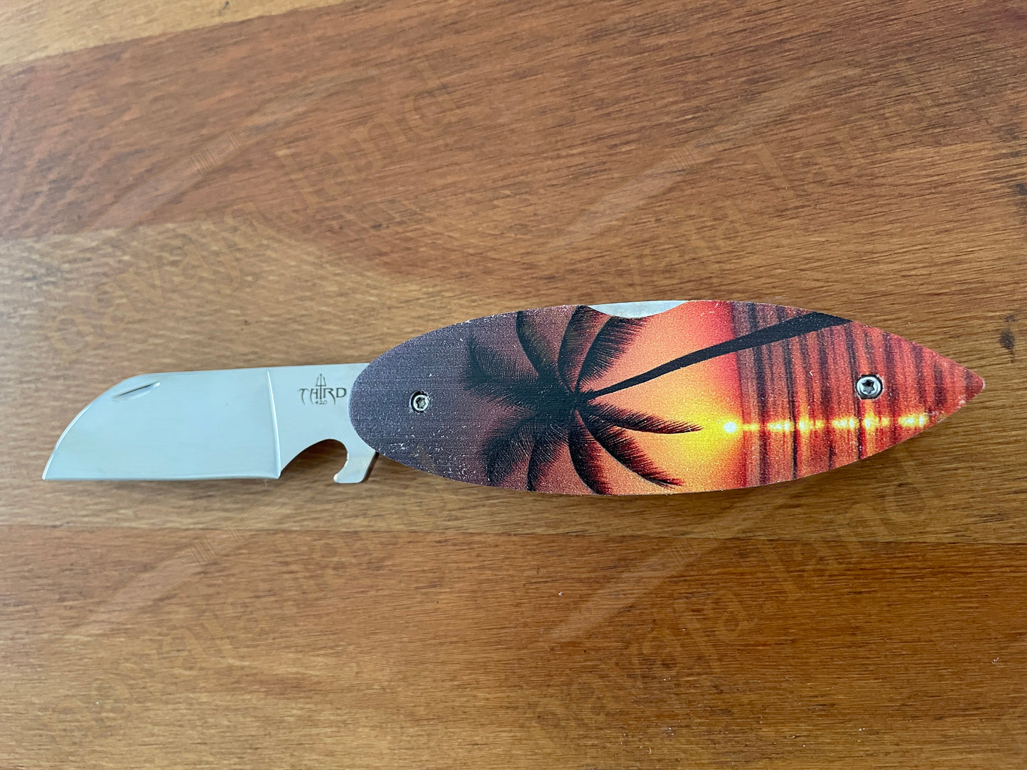 Surfboard “PALMERA” Pocket Knife – Beechwood Handle | Bottle Opener | Lockback
