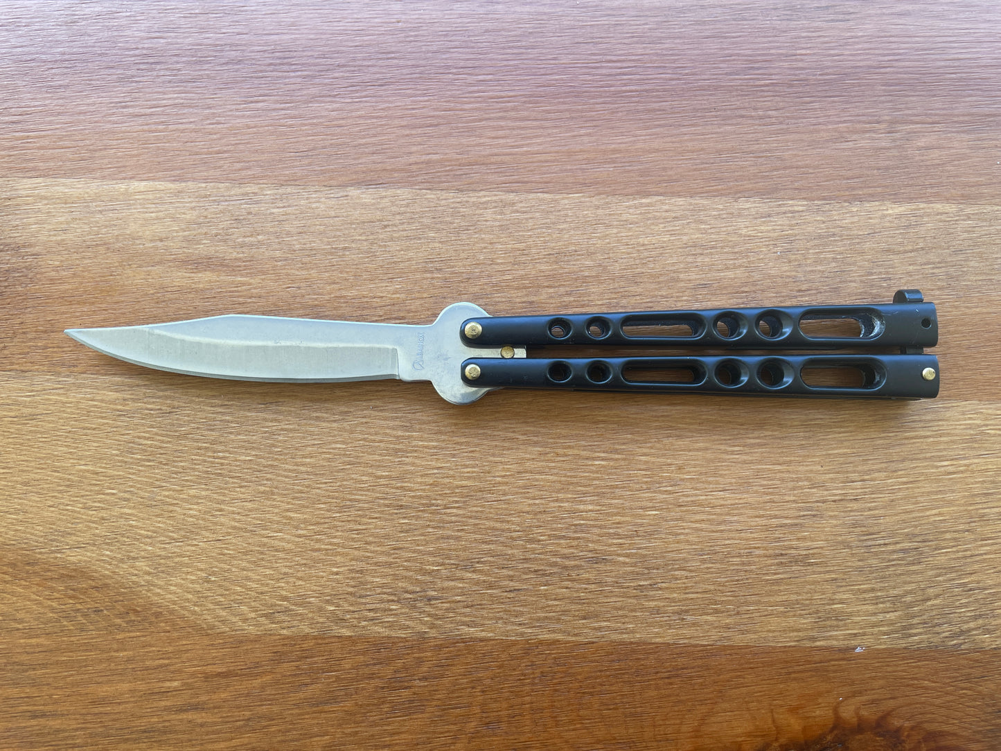 3.9" Stainless Blade Fan Knife With Zamak Black Handle Lock in Handle