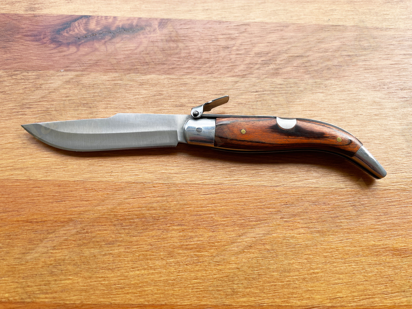 3.14” Blade Classic Spanish Navaja Albaceteña Teja Folding Knife Red Wood Scales