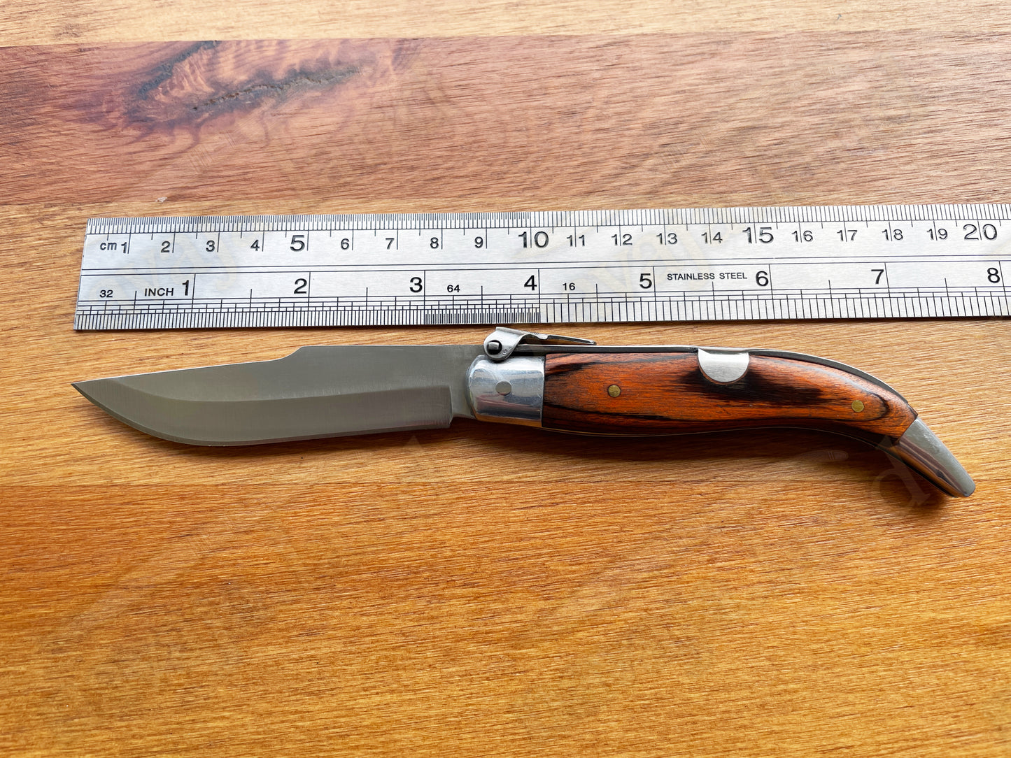3.14” Blade Classic Spanish Navaja Albaceteña Teja Folding Knife Red Wood Scales
