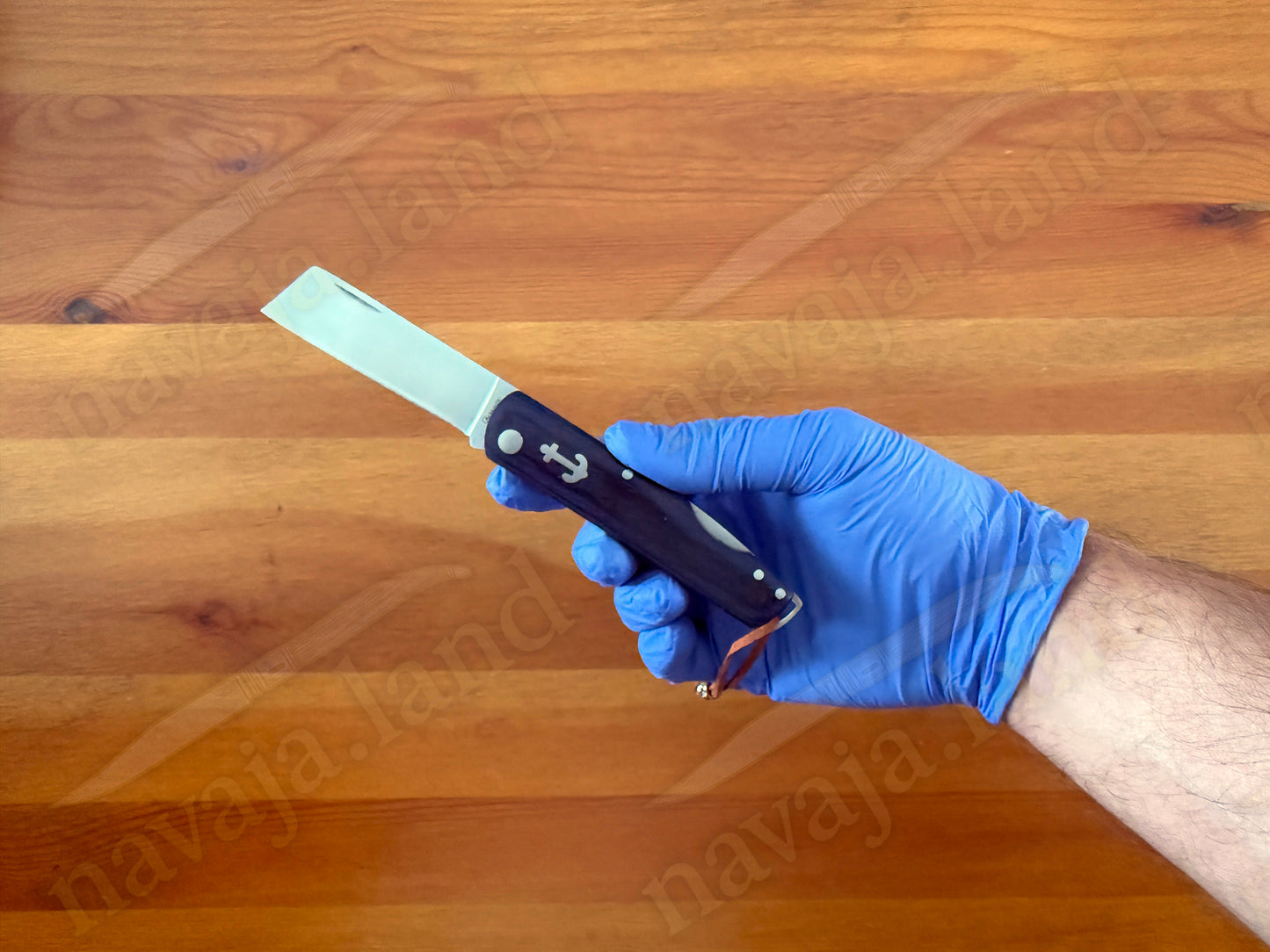 2.95" Cut Tip Navaja Pocket Knife Sailor / Marinera Blue Wood Handle Lockback